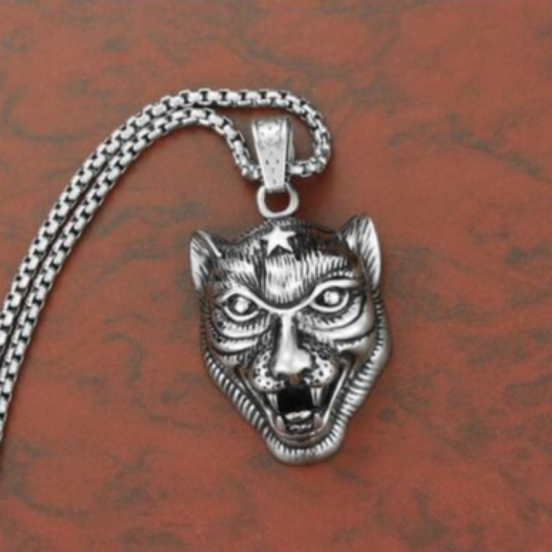 Nowe pierwsze agresywne osobowości mężczyźni\\ ze stali nierdzewnej alternatywne zwierzę Tiger Pendant European i American Animal Series